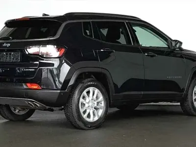 Käytetty Jeep Compass Limited 190 HP (139 kW) 2021 Musta Katumaasturi