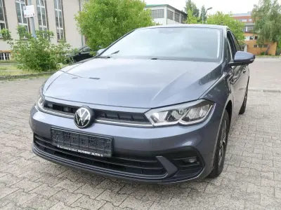 Gebraucht VW Polo Life 95 PS (69 kW) 2022 Rauchgrau metallic Kleinwagen
