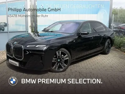 Gebraucht BMW 740 M Sport 299 PS (219 kW) 2025 Schwarz Limousine