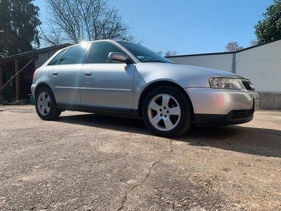 Gebraucht Audi A8L 102 PS (75 kW) 2002 Silber Limousine