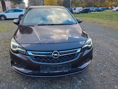 Braun Gebraucht 2015 Opel Astra Limousine | 6.500 € (Fairer Preis)