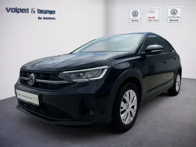 Gebraucht VW Taigo Basis 95 PS (69 kW) 2022 Deep black perleffekt SUV