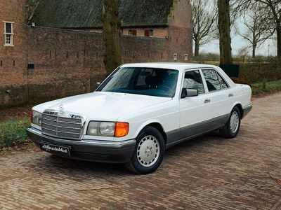 Usata Mercedes S300 SE 179 CV (131 kW) 1988 Bianco Berlina