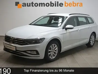 Używany VW Passat Business 150 KM (110 kW) 2023 Biały Kombi