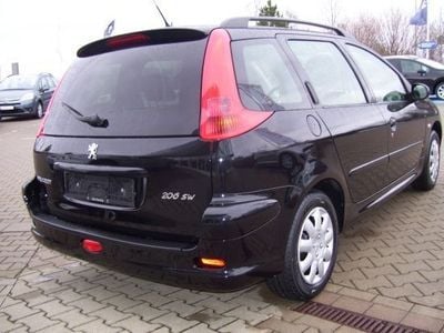 Gebraucht Peugeot 206 Tendance 75 PS (55 kW) 2003 Schwarz Kombi