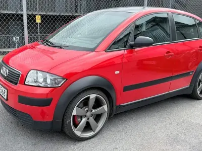 Gebraucht Audi A2 Sport 90 PS (66 kW) 2005 Rot Kleinwagen