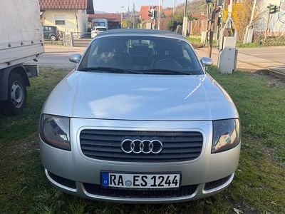 Gebraucht Audi TT Roadster Sport 179 PS (131 kW) 2002 Silber Cabrio