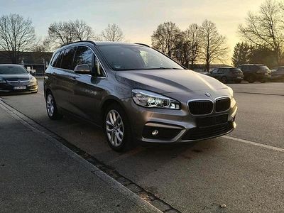 Gebraucht BMW 216 116 PS (85 kW) 2015 Gold Kombi