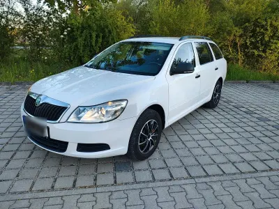 Second-hand Skoda Octavia Classic 105 CP (77 kW) 2012 Alb Break