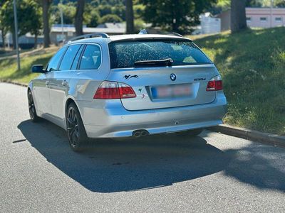 BMW 525