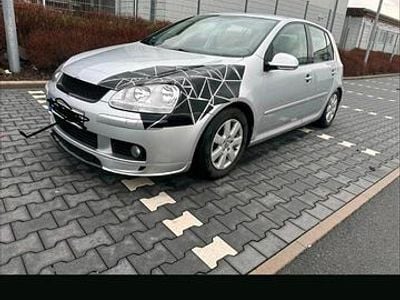 Gebraucht VW Golf V 102 PS (75 kW) 2006 Silber Kleinwagen