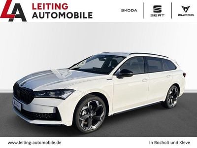 Nuova Skoda Superb SportLine 150 CV (110 kW) 2025 Bianco Station wagon