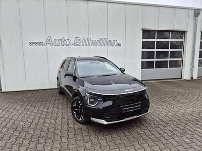 Auroraschwarz metallic Gebraucht 2024 Kia e-Niro Inspiration SUV | 29.900 € (Fairer Preis)