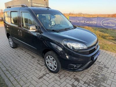 Gebraucht Fiat Doblò 120 PS (88 kW) 2019 Schwarz Van / Kleinbus