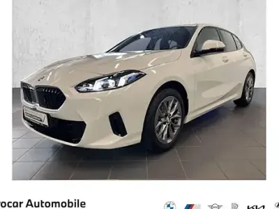 Używany BMW 120 Shadowline 170 KM (125 kW) 2025 Biały Hatchback