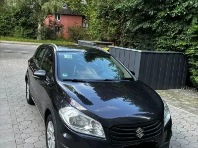 Gebraucht Suzuki SX4 120 PS (88 kW) 2014 Schwarz SUV