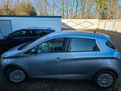 Second-hand Renault Zoe 42 kW (58 CP) 2017 Argintiu Hatchback