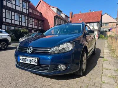 Gebraucht VW Golf VII Edition 86 PS (63 kW) 2012 Blau Kombi