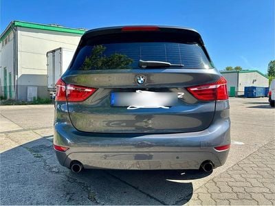 BMW 220