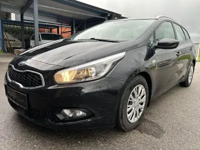 Gebraucht Kia Ceed Sportswagon Attract 99 PS (72 kW) 2013 Schwarz Kombi