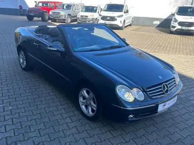 Gebraucht Mercedes CLK200 163 PS (119 kW) 2003 Schwarz Cabrio