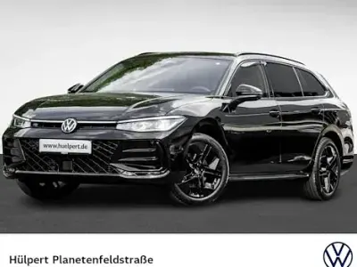 Gebraucht VW Passat R-line 150 PS (110 kW) 2025 Grenadillschwarz metallic Kombi