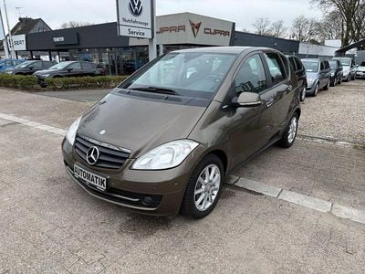 Gebraucht Mercedes A180 116 PS (85 kW) 2009 Braun Van / Kleinbus