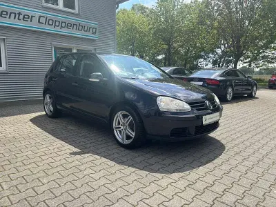 Gebraucht VW Golf IV Trendline 75 PS (55 kW) 2006 Schwarz Kleinwagen