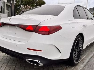 Mercedes E200