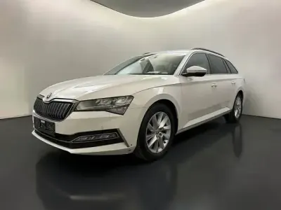 Gebraucht Skoda Superb Ambition 218 PS (160 kW) 2020 Weiß Kombi
