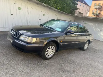 Gebraucht Audi A6 150 PS (110 kW) 1996 Grau Limousine