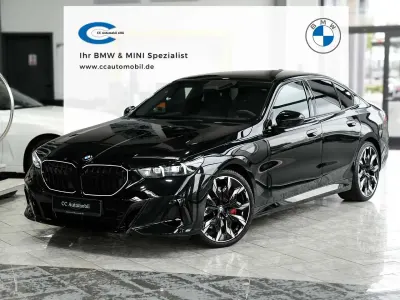 Gebraucht BMW 540 M Sport 303 PS (222 kW) 2026 Saphirschwarz Limousine