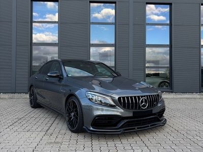 Mercedes C63 AMG