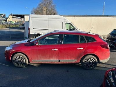 Rot Gebraucht 2010 Renault Mégane GrandTour Dynamique Kombi | 2.990 € (Guter Preis)