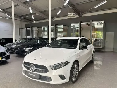 Gebraucht Mercedes A250 Progressive 218 PS (160 kW) 2020 Polarweiss  unilack Limousine