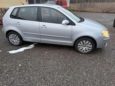 Reflexsilber metallic Gebraucht 2005 VW Polo Comfortline Kleinwagen | 1.000 € (Guter Preis)