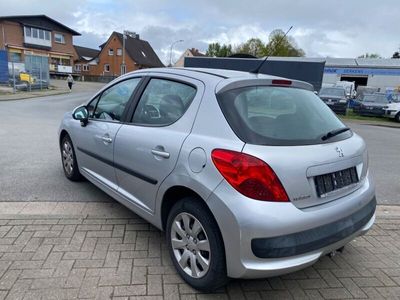 gebraucht Peugeot 207 Tendance 2-Hand *96.000km*