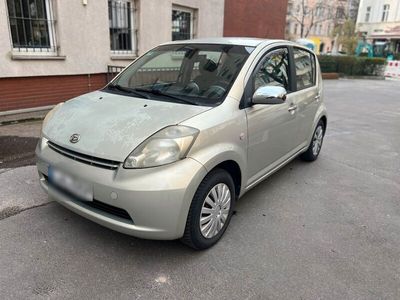 gebraucht Daihatsu Sirion Automatik mit Gasanlage