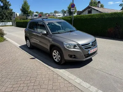 Gebraucht VW Tiguan Sportline 140 PS (102 kW) 2008 Grau SUV
