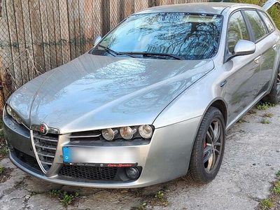 Alfa Romeo 159