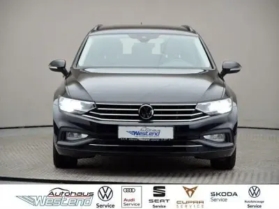 Gebraucht VW Passat Business 200 PS (147 kW) 2022 Deep black perleffekt (metallic) Kombi