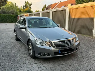 Gebraucht Mercedes E350 Elegance 265 PS (194 kW) 2011 Grau Limousine