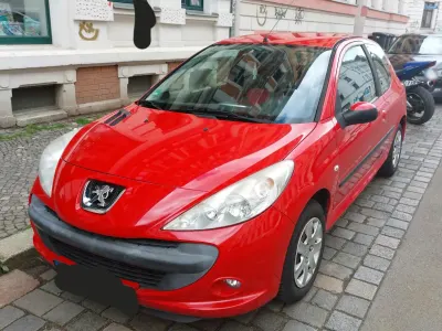 Gebraucht Peugeot 206 60 PS (44 kW) 2009 Rot Kleinwagen