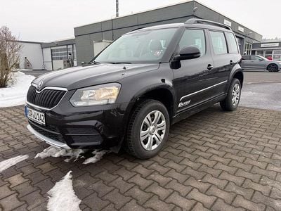 Gebraucht Skoda Yeti Ambition 105 PS (77 kW) 2015 Schwarz SUV