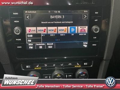 Weiß Gebraucht 2020 VW Golf VII R Limousine | 32.995 € (Etwas zu teuer)