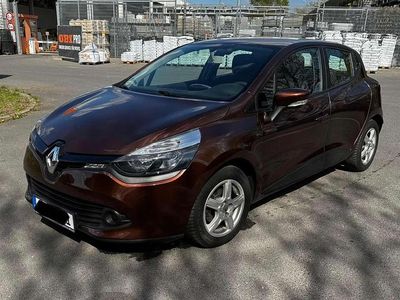 Usata Renault Clio IV Expression 75 CV (55 kW) 2014 Berlina