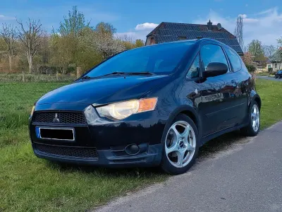 Occasion Mitsubishi Colt Edition 95 PK (69 kW) 2011 Zwart Hatchback