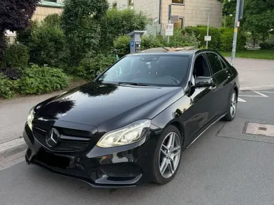 Gebraucht Mercedes E350 AMG line 258 PS (189 kW) 2016 Schwarz Limousine