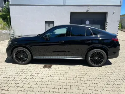 Gebraucht Mercedes GLC220 AMG Line Premium 197 PS (144 kW) 2025 Schwarz SUV