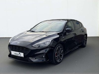 Obsidianschwarz Gebraucht 2021 Ford Focus ST-Line X Limousine | 18.990 € (Fairer Preis)